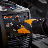 Hobart Handler 190 MIG Welder with SpoolRunner 100